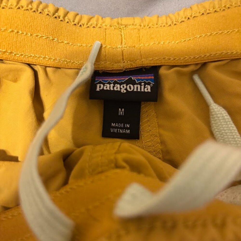 Patagonia Baggies- 5 inch seam